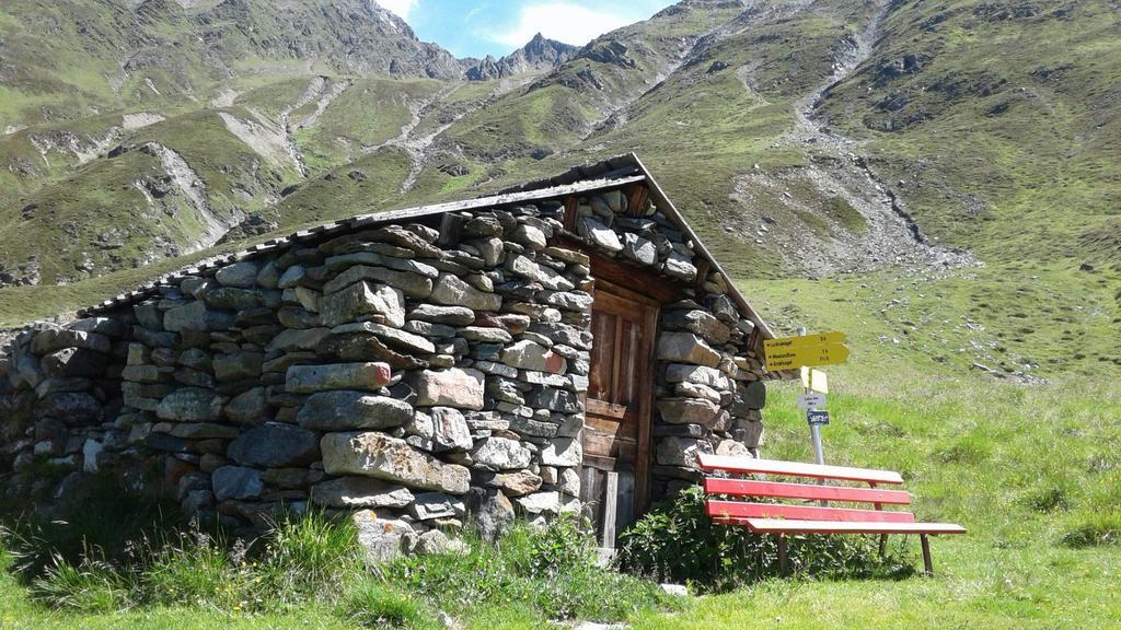 S' Ludwign Haus Apartment Sankt Leonhard im Pitztal Exterior photo